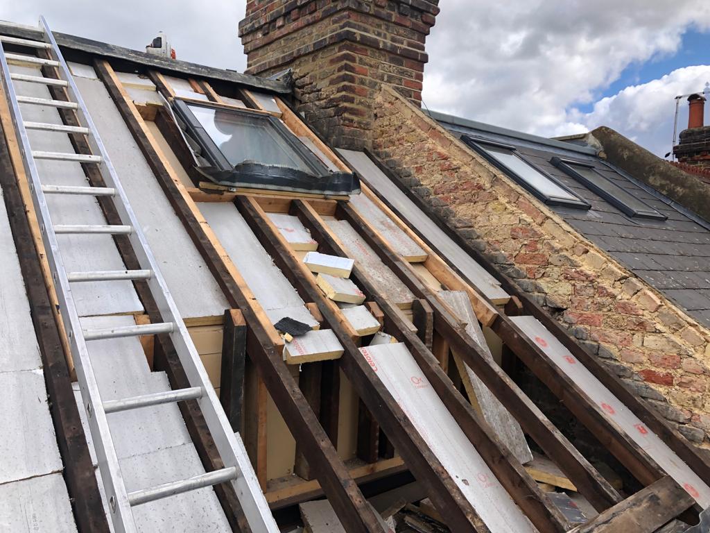 Emergency Roofer in West London